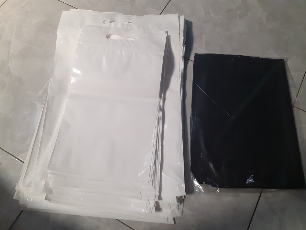 Plastik Ziplock Ctik Klip Handle Ukuran 20x30cm + 6 Warna Putih Susu