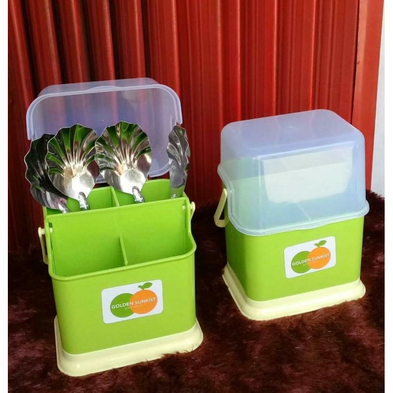 wadah sendok ada tutup