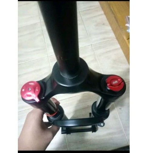 Fork XLR 8 ukuran 27.5 Air Lock Rebound TA 15