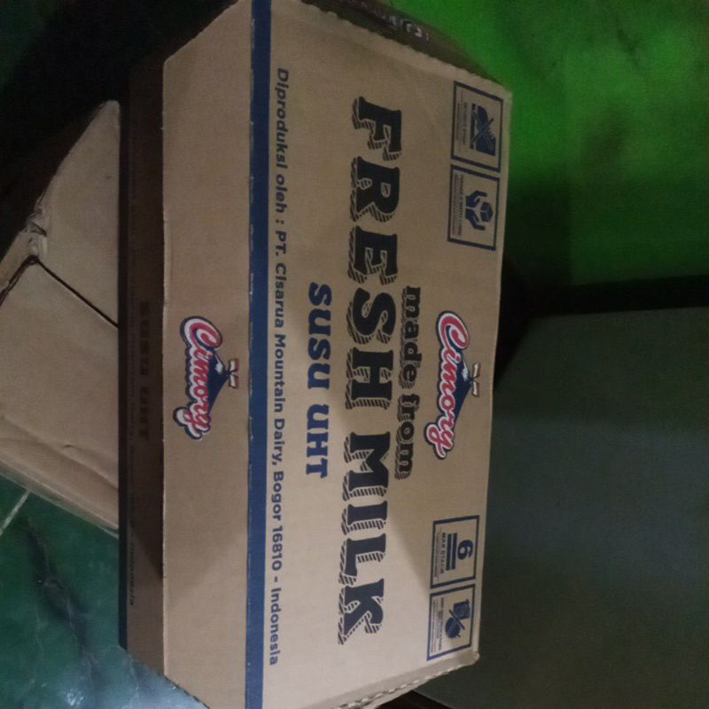 

Susu UHT Fresh Milk Cimory