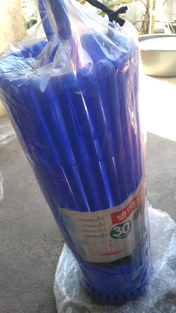 15ea74. Gantungan Jemuran Lionstar 30 / Folding Hanger Stick 30
