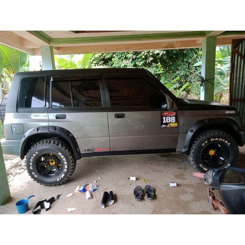 Fender vitara sidekik  variasi baut L