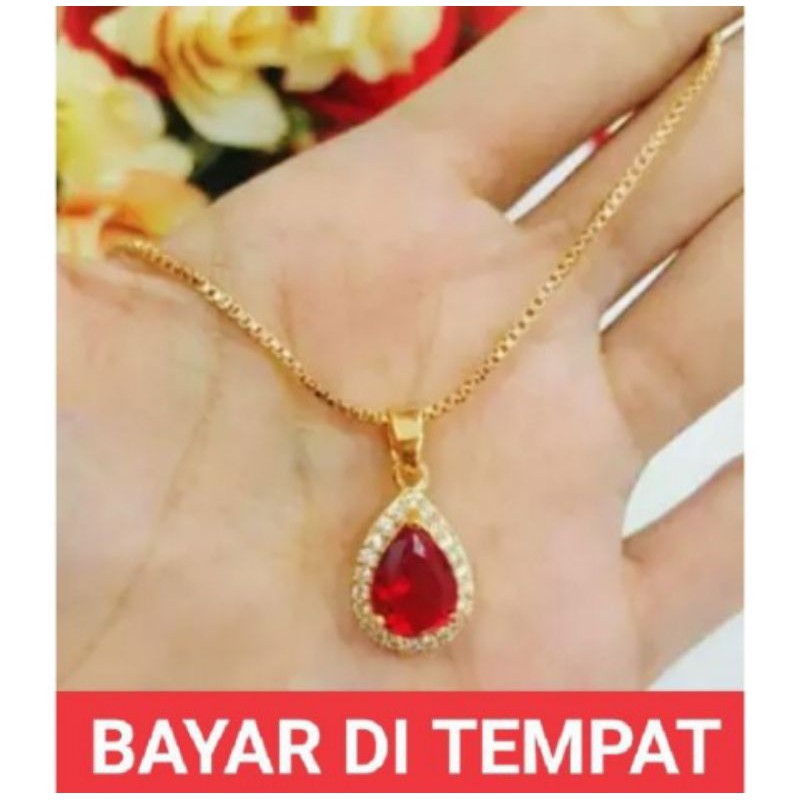 Kalung fre liontin motif giok merah delima terlaris anti karat