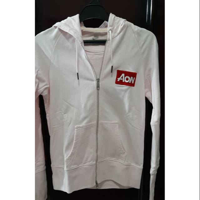 Preloved jaket  Nike size Xs