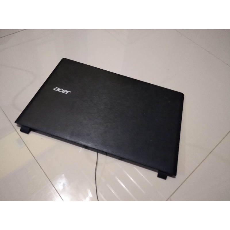 casing  lcd led belakang laptop acer one 14 z1401 z 1401