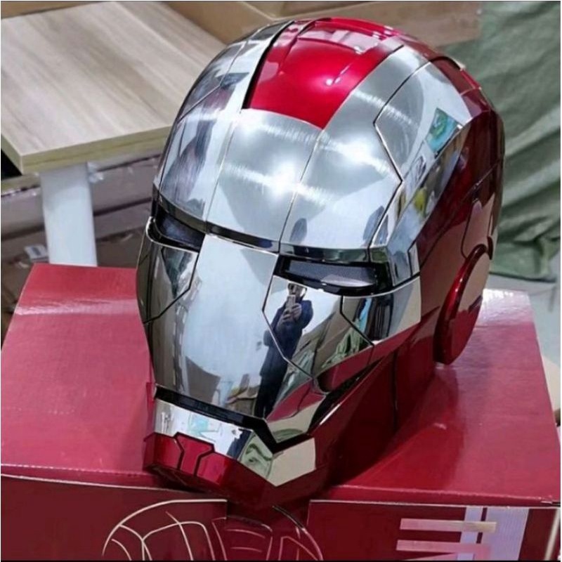 Iron man 1:1 Helmet Mark V 5 HELM ORIGINAL Auto King Life size misb