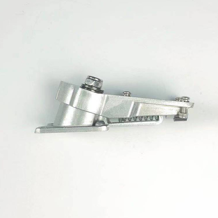 Truk Pengangkut Papan Seluncur Land skateboard seven inch base truck s7 bridge spring Warna Hitam / silver