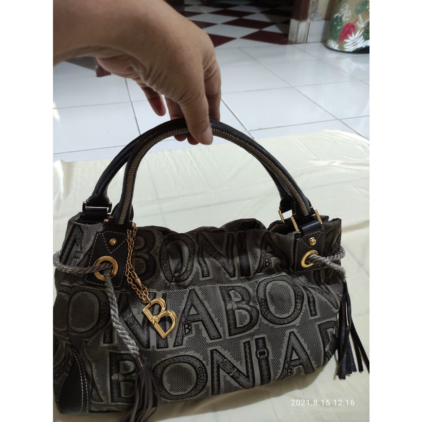 BONIA TAS PUNDAK WANITA BRANDED PRELOVED