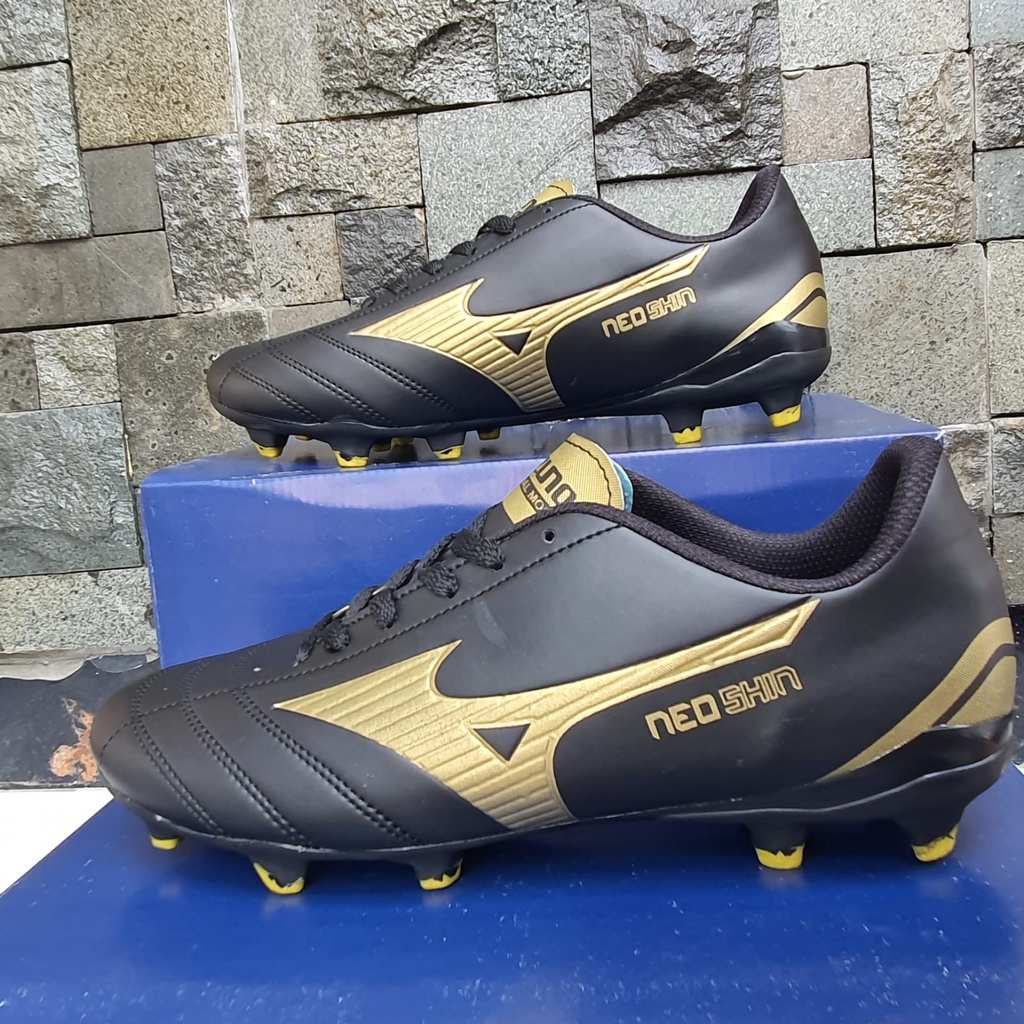 TERBARU..!! SEPATU BOLA MIZUNO NEO SHIN REALPICT