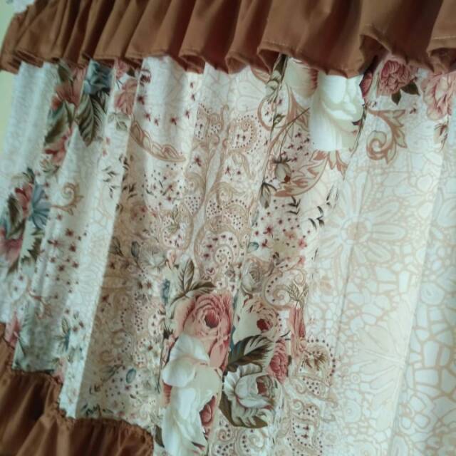 Gorden / Hordeng / Korden Dapur Motif Florence Cokelat Model Poni Atas Bawah