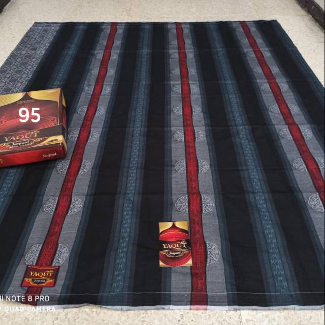 Atlas yaqut jacquard