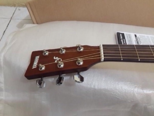 Gitar Guitar Yamaha Akustik F 310 +Softcase Tas+Pick Gitar Original 100%
