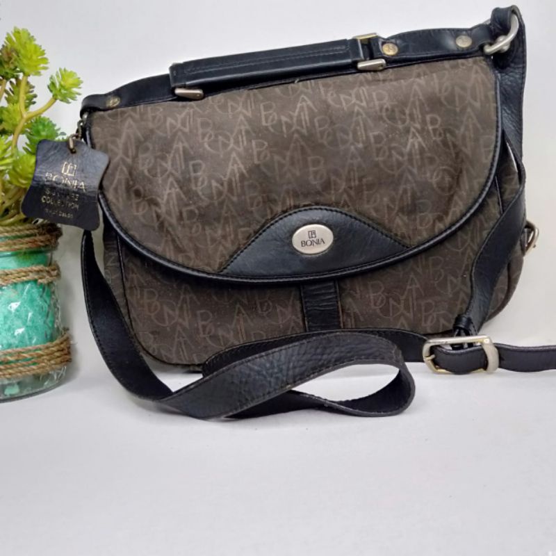Sling Bag Bonia/ Tas Selempang Wanita warna Coklat Hitam/ Tas Tenteng Kanvas mix Kulit/ Tas Jinjing 