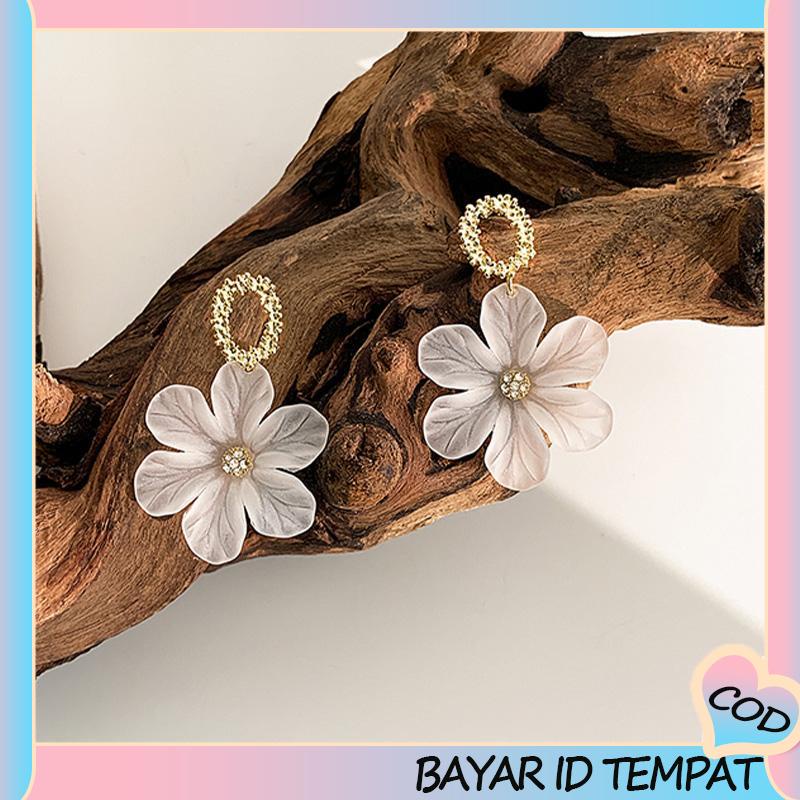 COD❤️ S925 Silver Needle Flower Shape Gaya Segar Anting Pejantan Cocok untuk Wanita-A.one