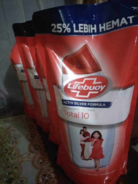 Lifebuoy sabun mandi 900ml antibacterial body wash total 10 (JUMBO)