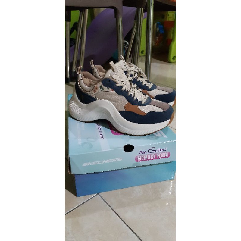Skechers Sierra