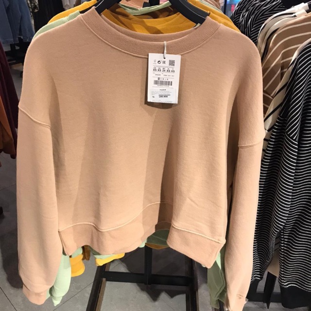 Jastip. Sweater Pull&Bear