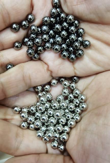 MUTIARA TINDIK VERSI WARNA CHROME. UKURAN 6 MM DAN 8 MM ECERAN PER 50 GRAM KUALITAS AAa