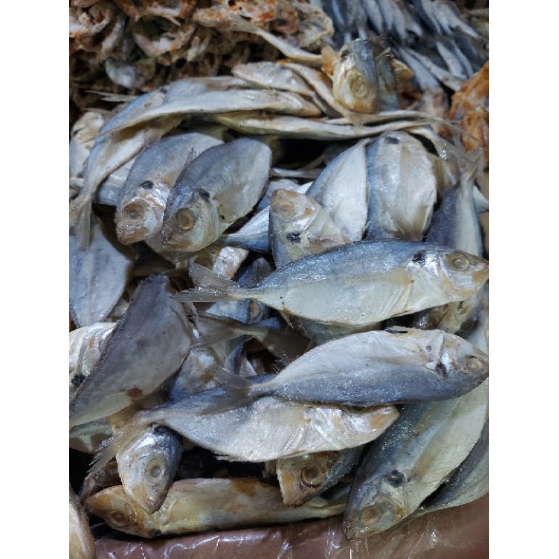 

Ikan asin Selar 250g / Ikan Asin Gurih