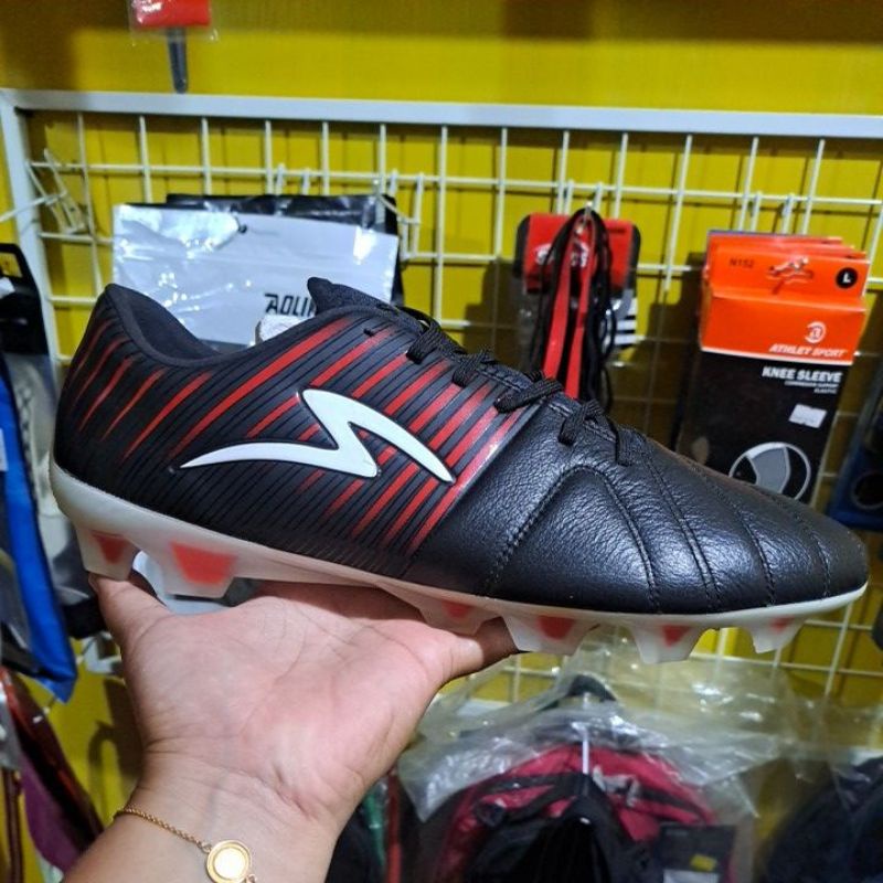 Specs Barricada Lea 19 FG