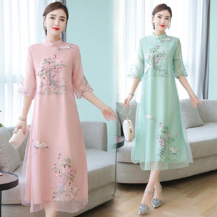 [exquisite embroidery] improved cheongsam dress summer fat sister Chinese national style broad wife