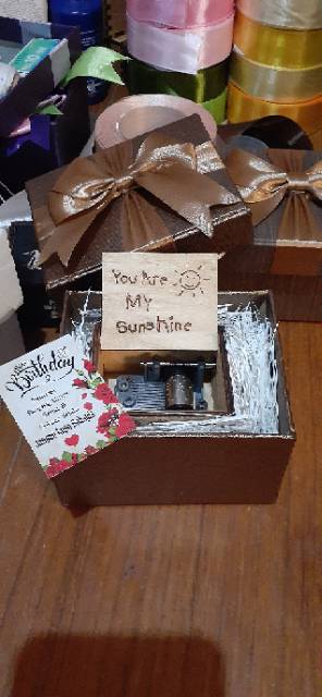 YOU ARE MY SUNSHINE KOTAK MUSIK KLASIK Kado Anak Coklat Kayu REAL PICTURE