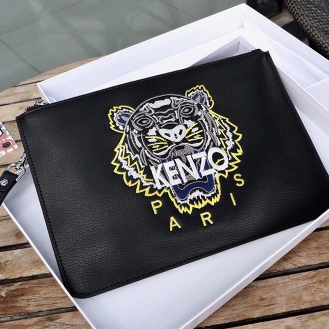 Kenzo clutch