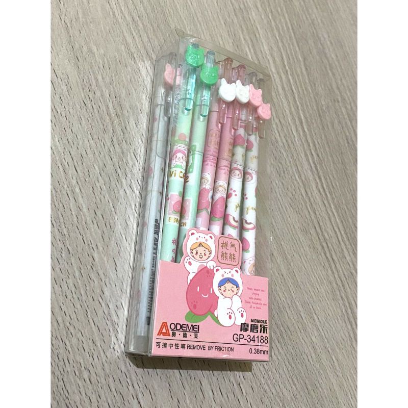 

Bolpen Pulpen Pen Gel bisa di hapus / Erasable Pen Motif Nice Peach