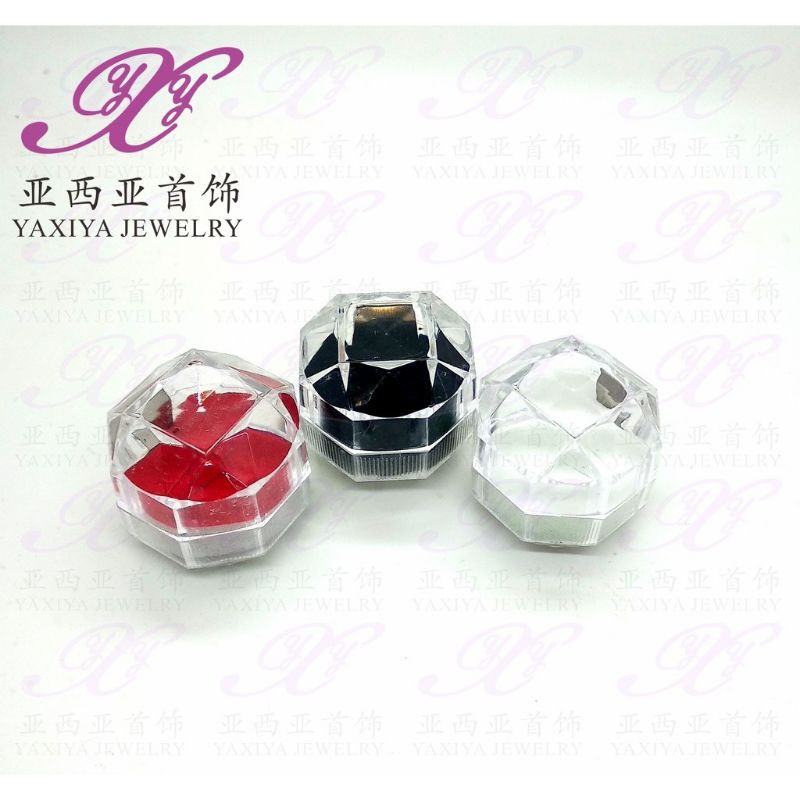 Kotak cincin / tempat cincin