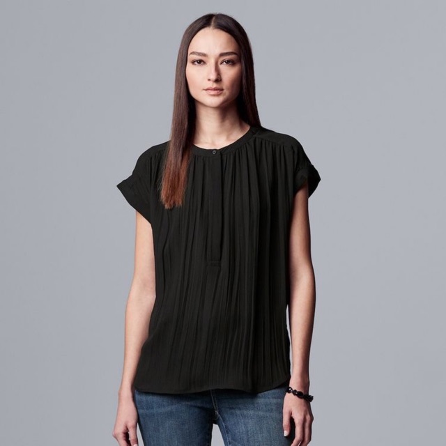 Vera wang black blouse