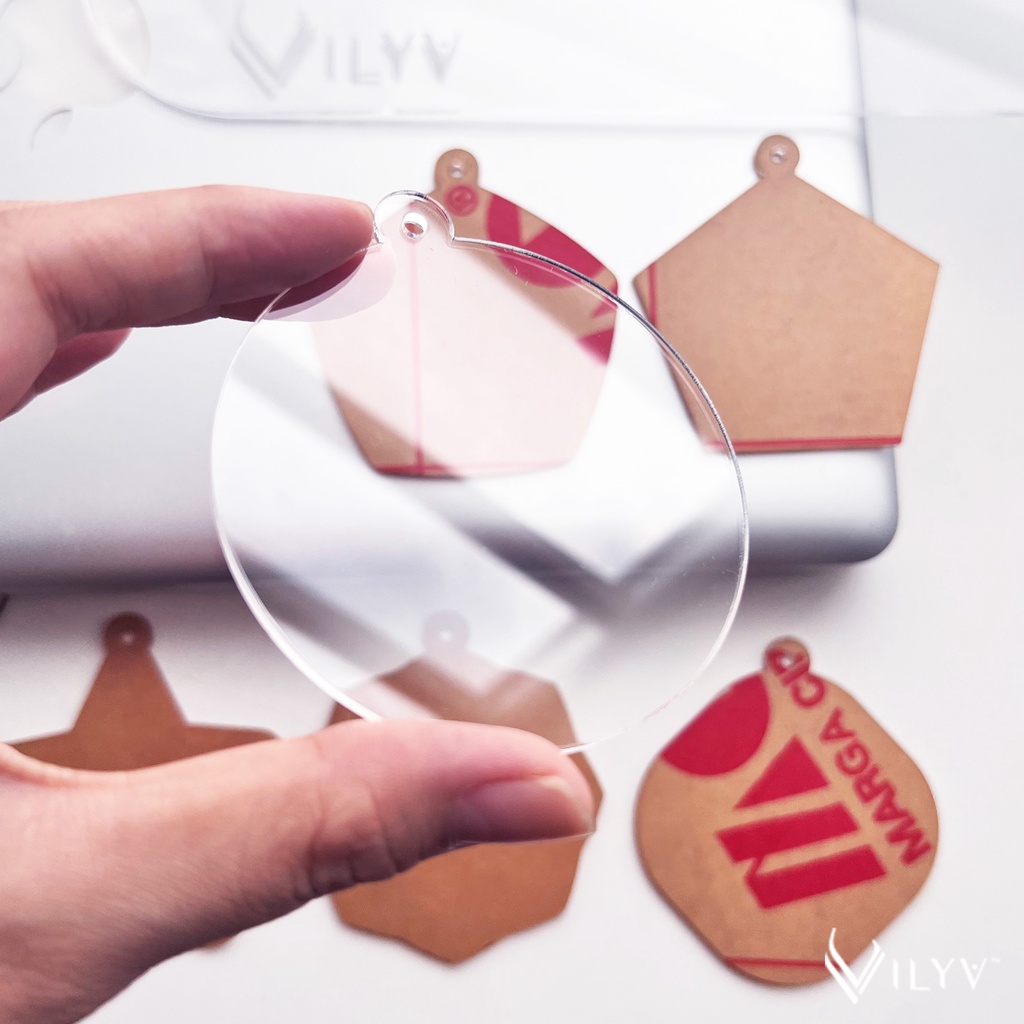 

Bahan Medali Akrilik Laser Cut 7.5 cm / Marga Cipta / Medali Wisuda