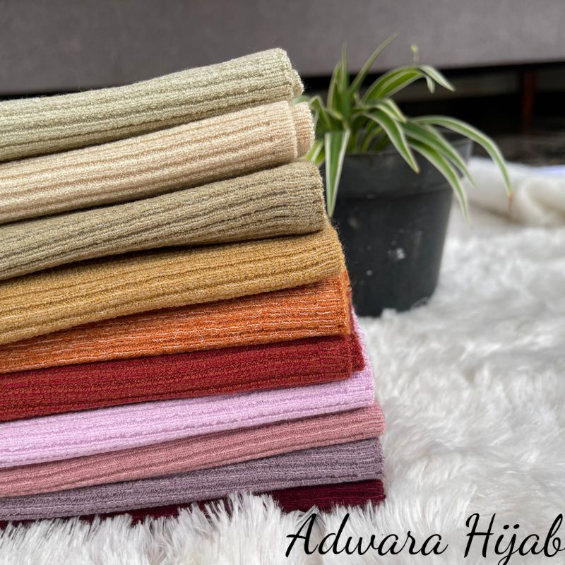Ciput Rajut Anisa Premium Anti Pusing Motif Salur Polos / Inner Rajut Salur 1 Warna