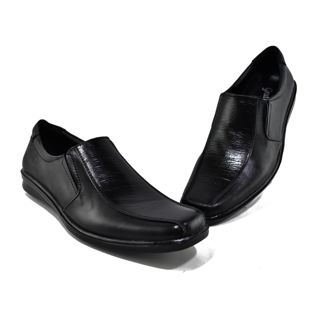 Sepatu Pantofel Pria Slip On Kulit Asli Formal Terbaru GRUTTY DC007 Hitam