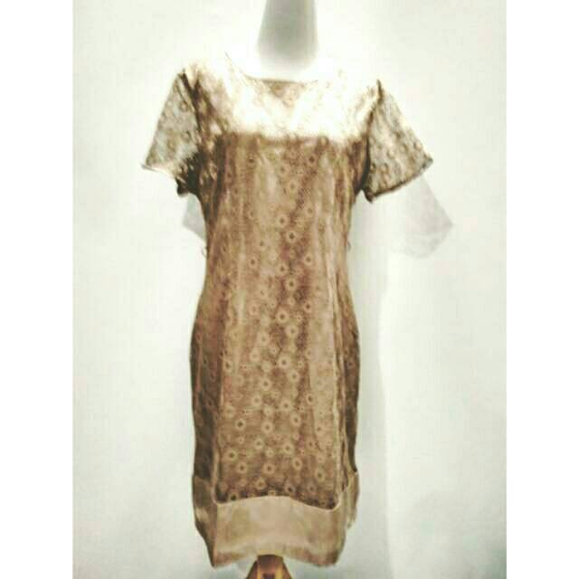Dress coklat muda