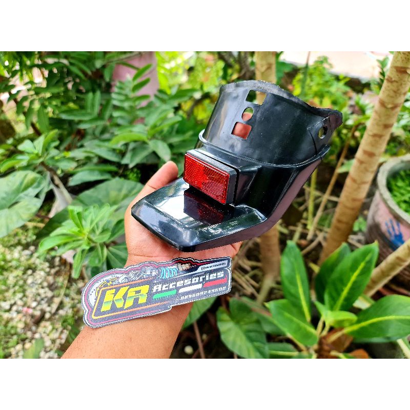 Kepetan slebor belakang honda gl original honda