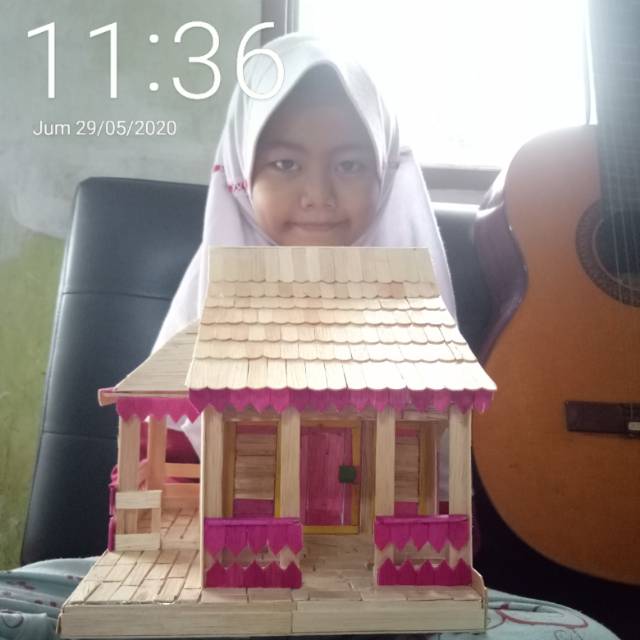 Celengan kayu Rumah Betawi Miniatur