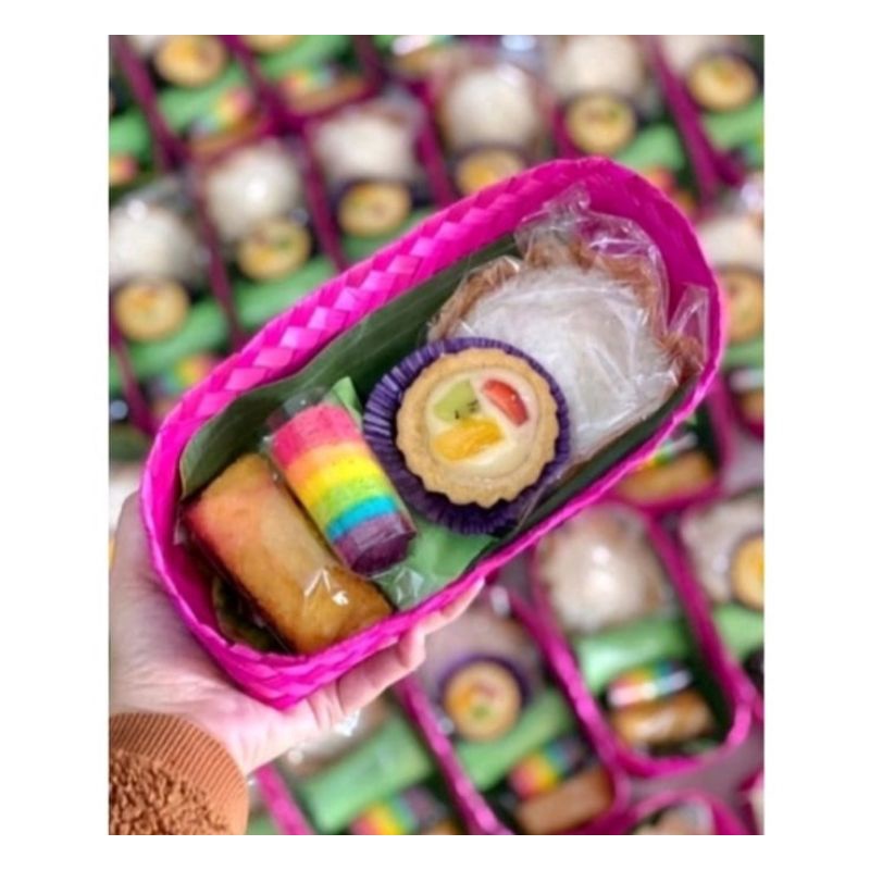 Besek bambu warna 20x10x7 sepassng