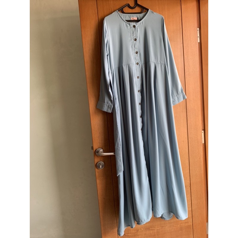 bundling preloved vikava dress warna blue dan zuyyin dress by apparel