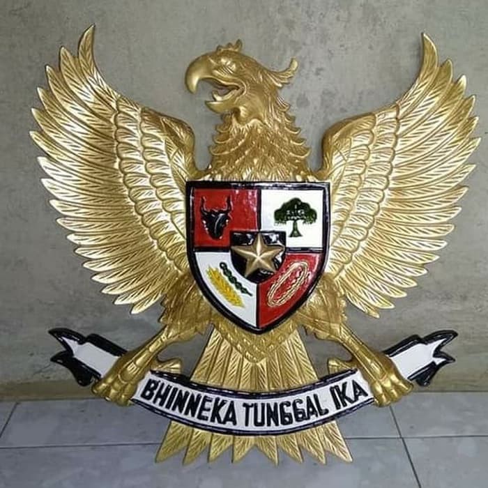 Garuda jati emas, garuda ukir emas, lambang garuda Uk. 50