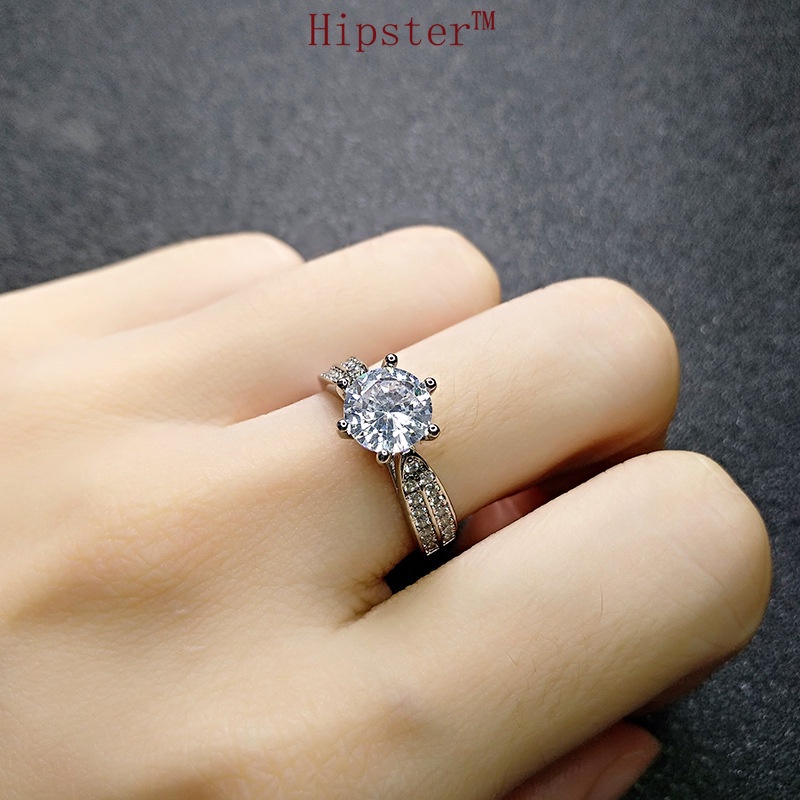 Japanese and Korean Fashion Hot Sale Elegant Inlaid Emerald White Gold Ring