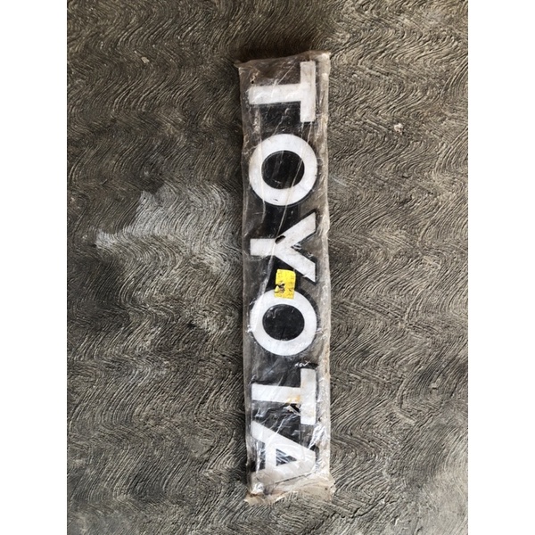 emblem kijang super cabutan mobil