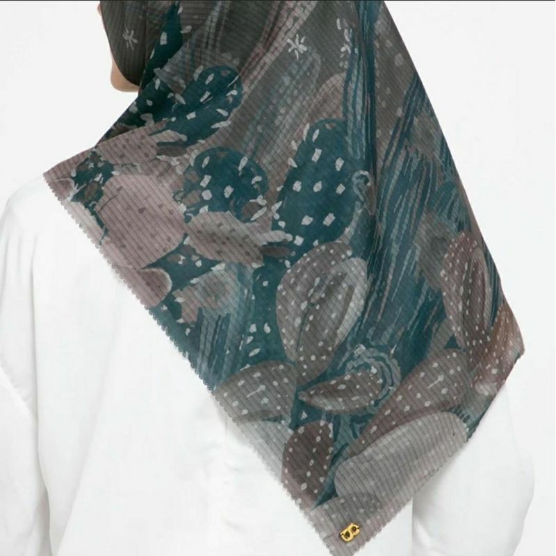 preloved buttonscarves opuntia voal MOSS