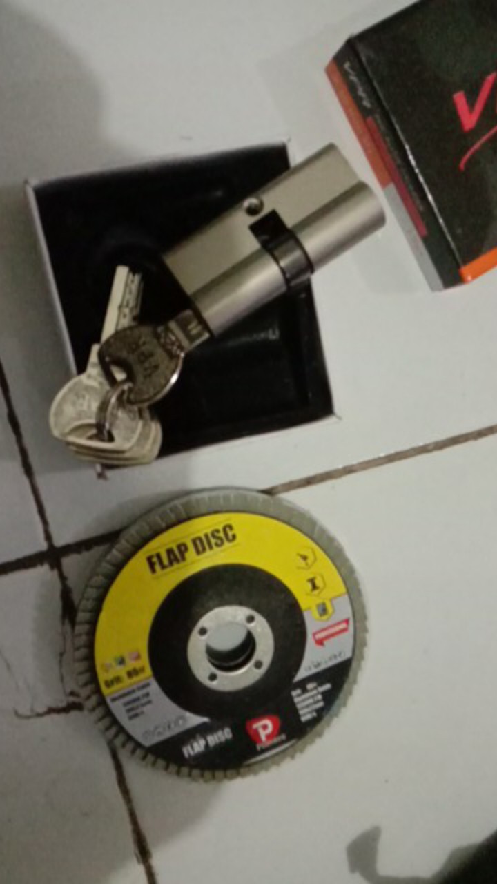 Silinder Kunci Bagus / Kunci Pintu Silinder / Lubang Anak Kunci Pintu Kecil Dan Tanggung