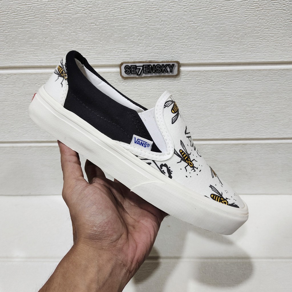 vans bee shoes