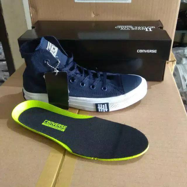 SEPATU SEKOLAH // SEPATU CONVERSE ALL STAR UNDEFEATED CT 2 FLASH BOOT/TINGGI