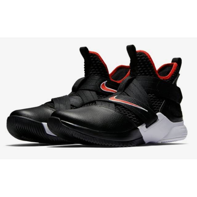 Terbaru Nike Lebron Soldier XII 