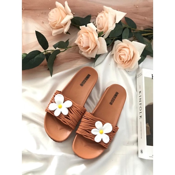 Sandal Slop Tebal Akar Bunga Melati Import Morego 2088-15-Coklat