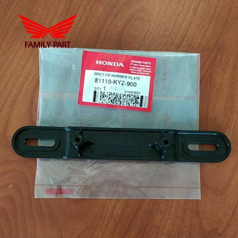 81110-KYZ-900 Dudukan Plat Nomer Vario 125