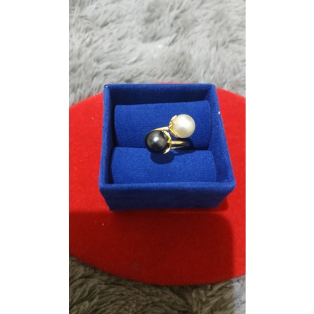 perak lapis emas dengan mutiara air laut