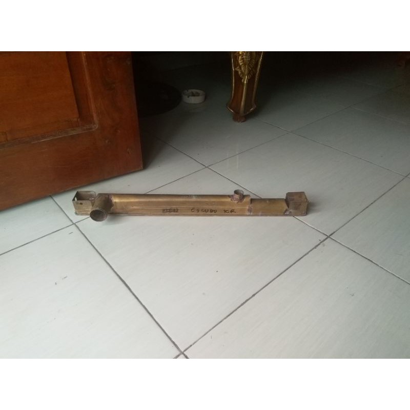 Upper Tank Atas Radiator Escudo 2.0 Kiri Kuningan